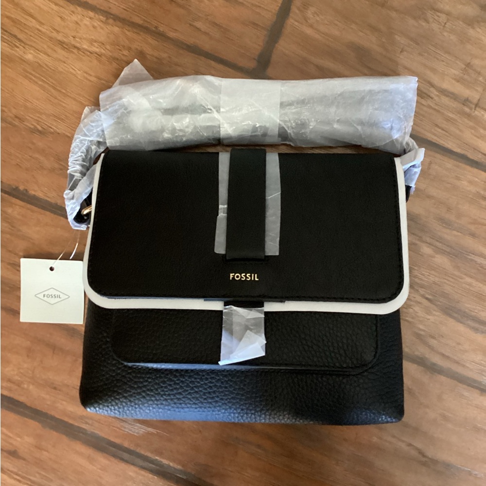 Fossil Leather Crossover Purse